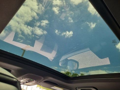 Certified 2023 Audi SQ5 Prestige w/ Prestige Package image 15