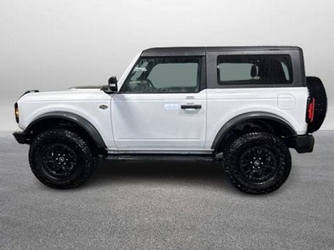 Used 2023 Ford Bronco Wildtrak image 6