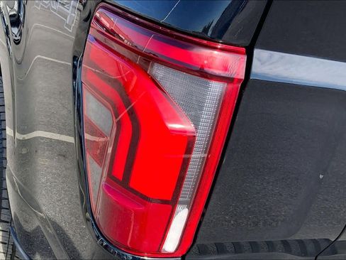 Certified 2024 Ford F150 Lariat w/ Equipment Group 502A High image 29