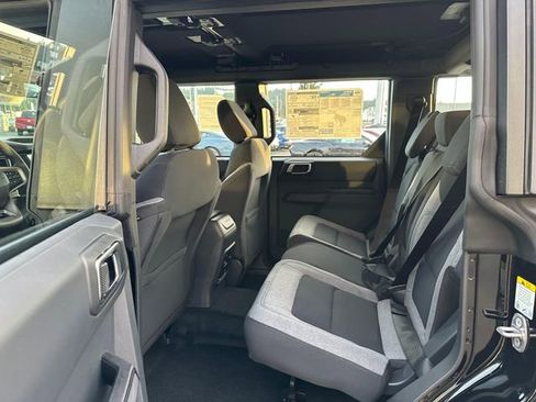 New 2025 Ford Bronco 4-Door image 12