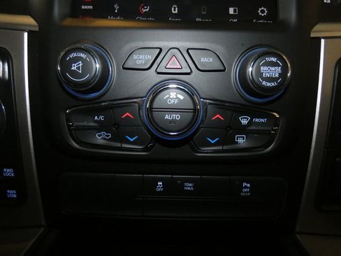 Used 2019 RAM 1500 Classic Warlock w/ Electronics Group image 15