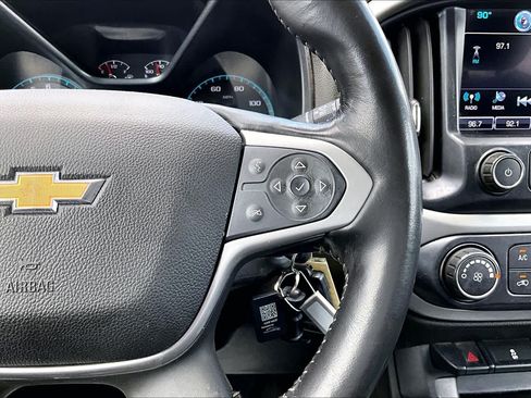 Used 2018 Chevrolet Colorado LT w/ LT Convenience Package RWD image 25