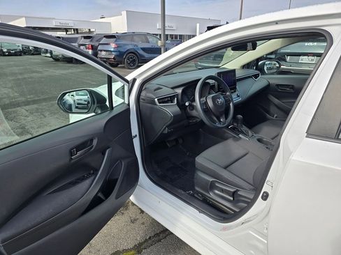 Used 2024 Toyota Corolla LE image 20