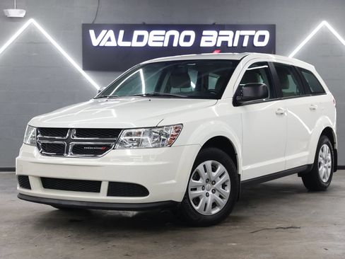 Used 2015 Dodge Journey American Value Package w/ Flexible Seating Group FWD image 1