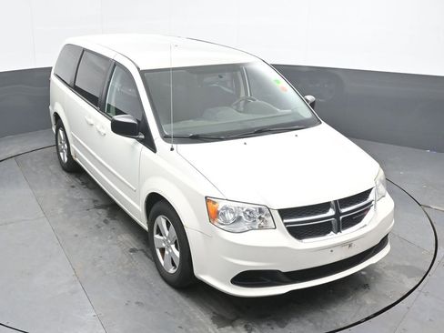 Used 2013 Dodge Grand Caravan SE image 15
