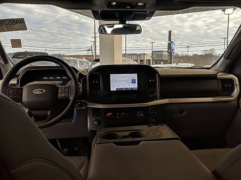 Used 2022 Ford F150 XLT image 13