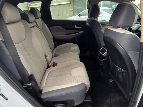 Used 2019 Hyundai Santa Fe SEL image 15