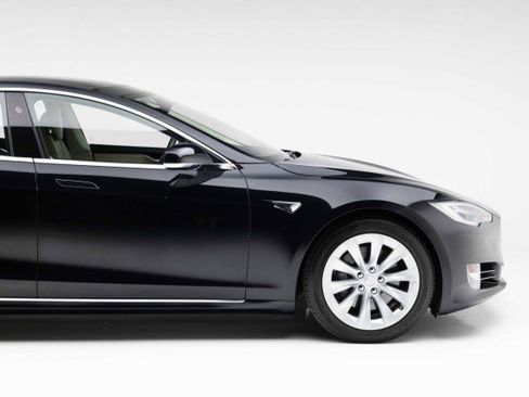 Used 2017 Tesla Model S 100D image 25