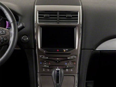 Used 2013 Lincoln MKX FWD image 10