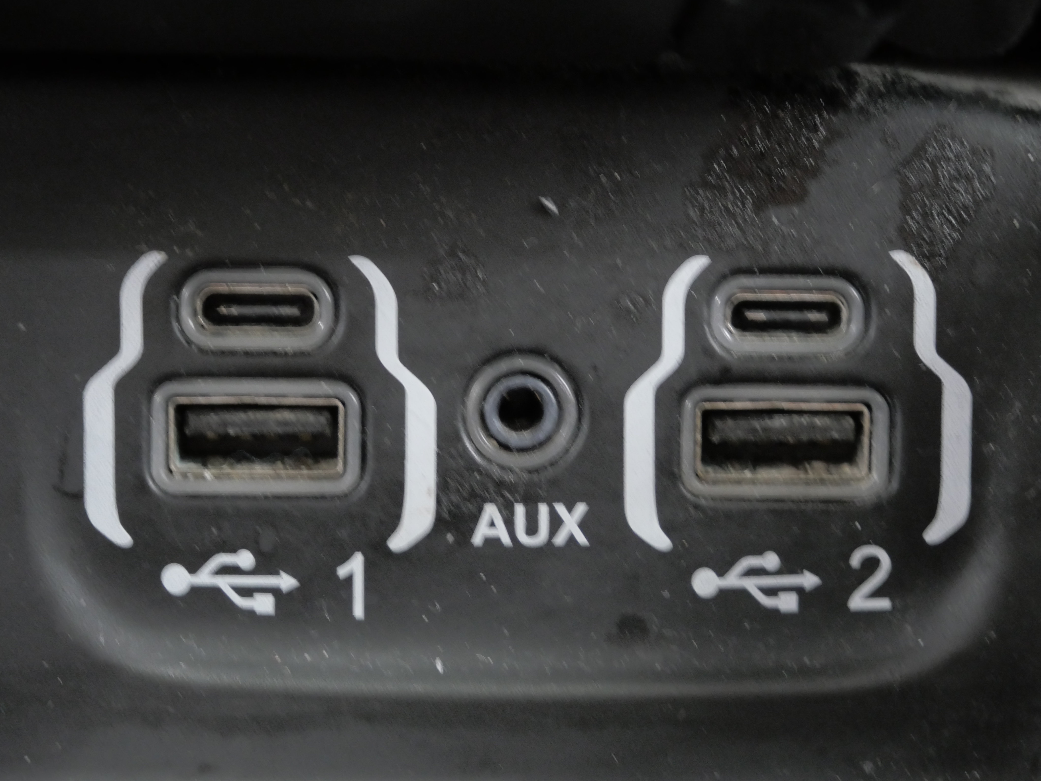 Used 2023 RAM 1500 Laramie AWD/4WD image 19