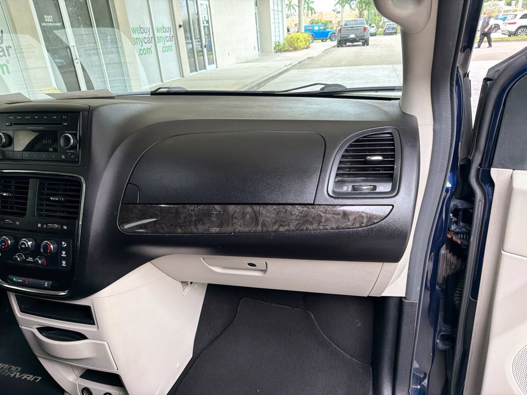 Used 2013 Dodge Grand Caravan SE FWD image 20