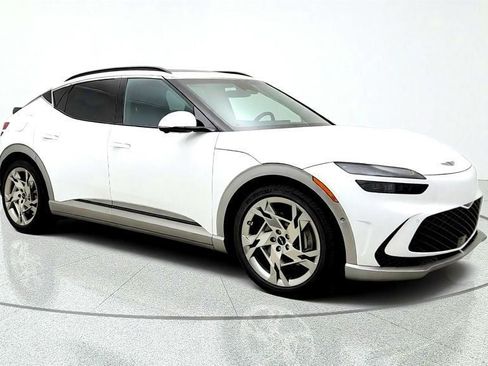 Used 2023 Genesis GV60 Performance AWD/4WD image 3