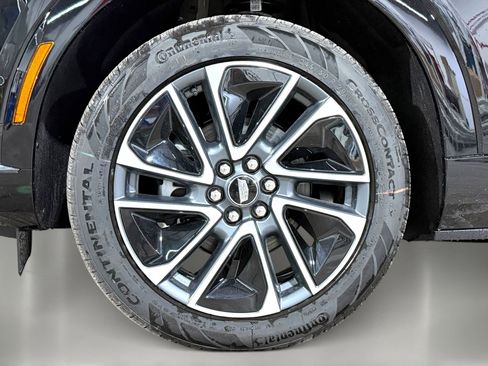 New 2026 Cadillac Optiq Sport 1 w/ LPO, Floor Liner Package image 11