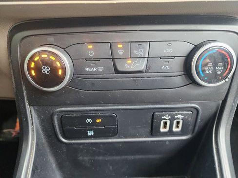 Used 2018 Ford EcoSport S image 31