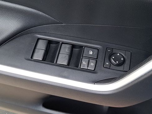 Used 2020 Toyota RAV4 LE image 26