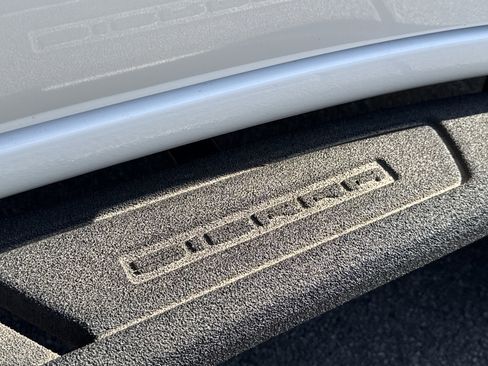 Used 2022 GMC Sierra 1500 AT4 w/ AT4 Premium Package image 44