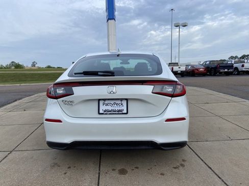 Used 2022 Honda Civic LX image 10