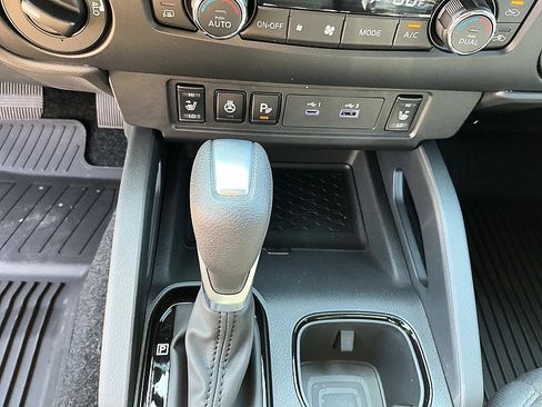 New 2026 Nissan Frontier SV image 18