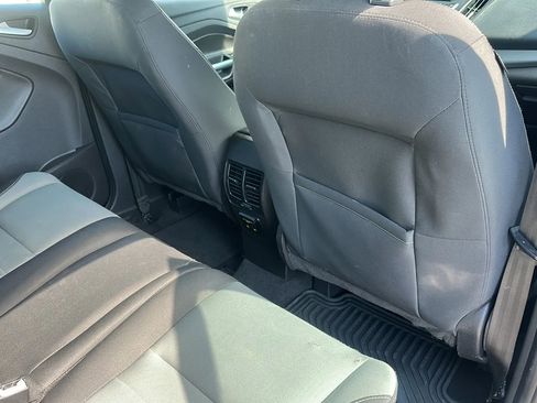 Used 2015 Ford C-MAX SE w/ Interior Protection Package image 14
