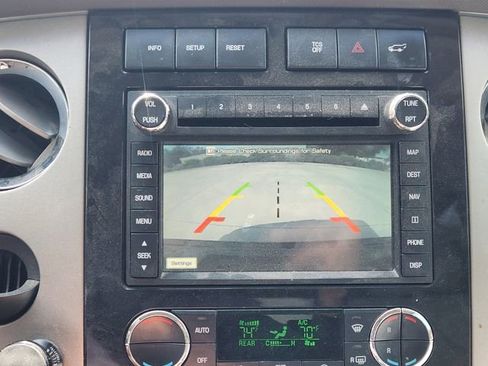 Used 2013 Ford Expedition Limited image 14