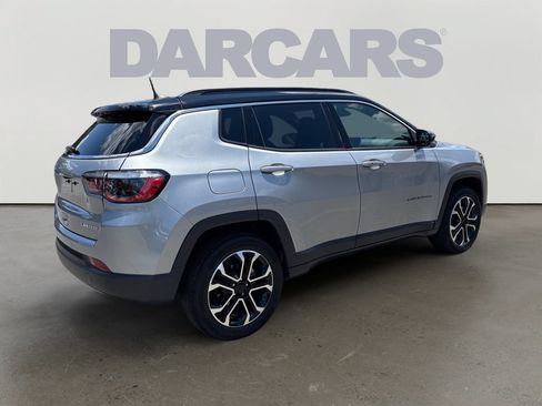Used 2023 Jeep Compass Limited AWD/4WD image 7