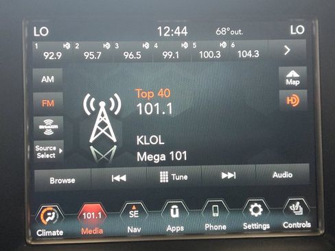 Used 2018 Jeep Grand Cherokee High Altitude image 25