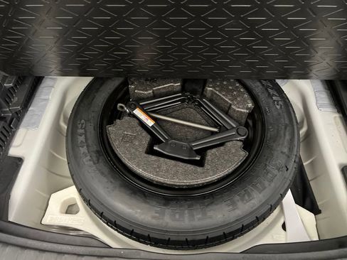 Used 2023 Toyota RAV4 LE image 33