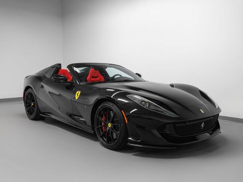 Certified 2022 Ferrari 812 GTS RWD image 22