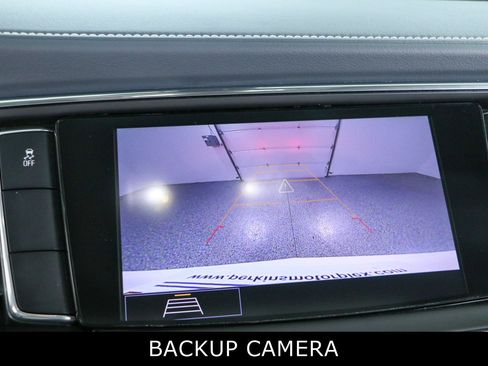 Used 2020 Buick Enclave Premium w/ Sun and Sites Package FWD image 19
