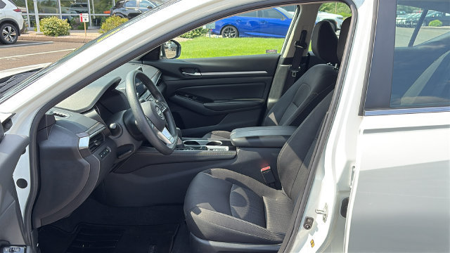 Certified 2023 Nissan Altima 2.5 SV AWD/4WD image 9
