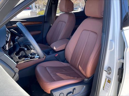 Used 2023 Audi Q5 2.0T Premium Plus w/ Premium Plus Package image 7