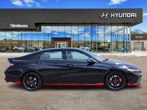 New 2025 Hyundai Elantra N image 4