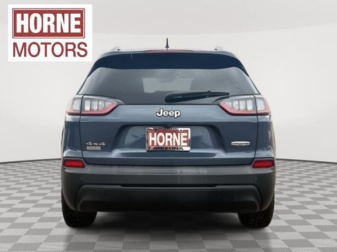 Used 2021 Jeep Cherokee Latitude Plus image 8