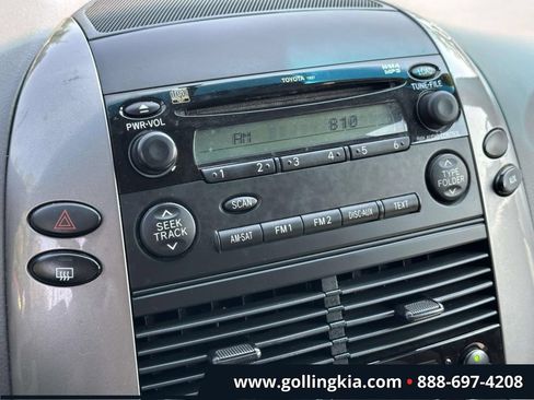 Used 2009 Toyota Sienna CE FWD image 24