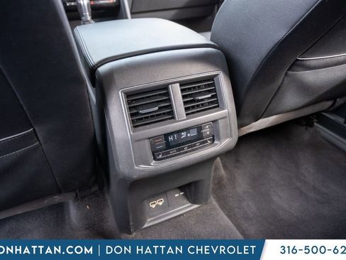 Used 2018 Volkswagen Atlas SEL Premium image 25