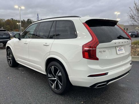 Used 2020 Volvo XC90 T8 R-Design image 27