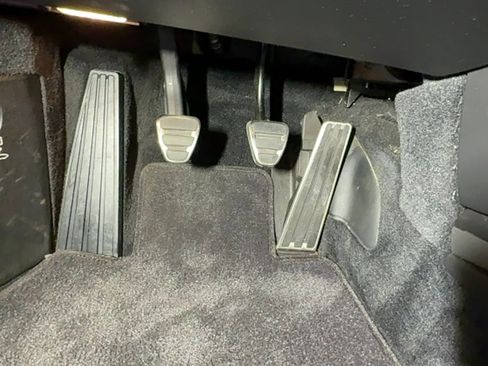 Used 2006 Porsche Boxster RWD image 18
