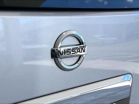 Used 2005 Nissan Pathfinder LE RWD image 30