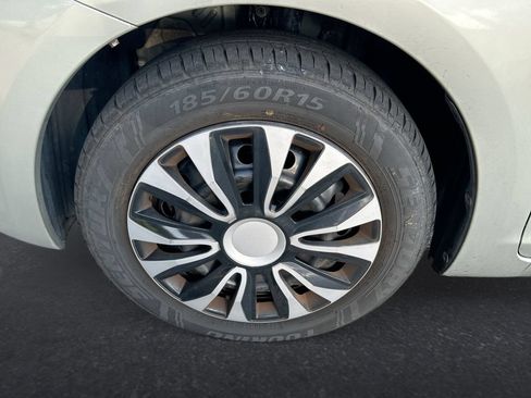 Used 2007 Toyota Yaris Sedan FWD image 10