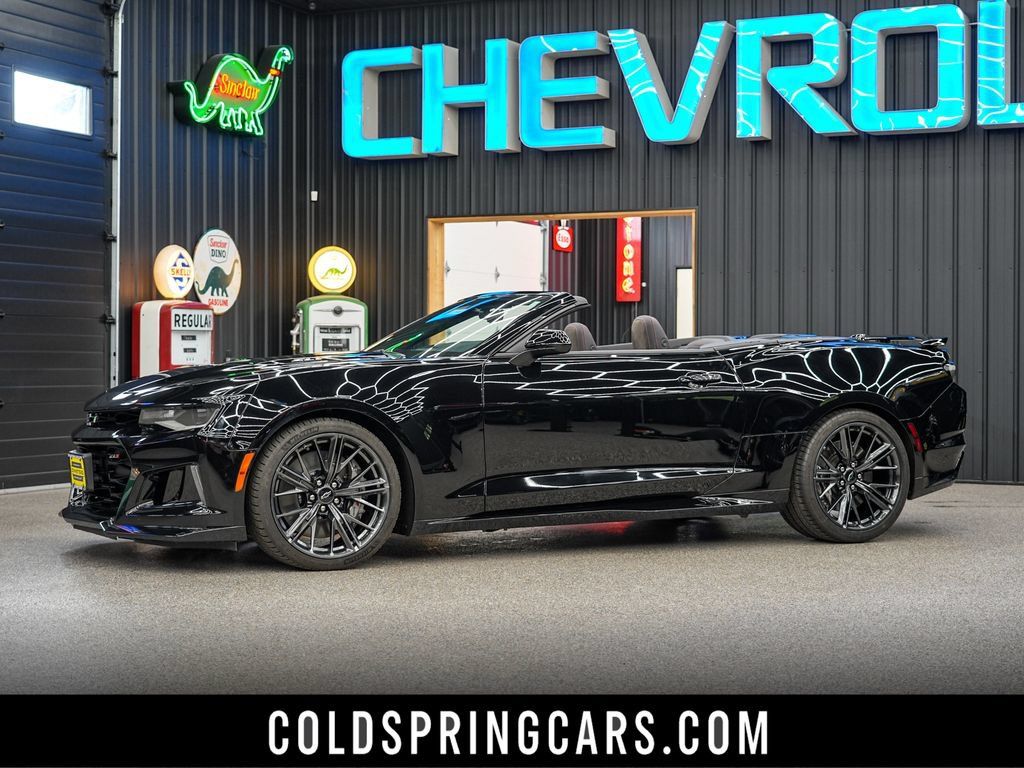 Used 2023 Chevrolet Camaro ZL1 RWD image 6