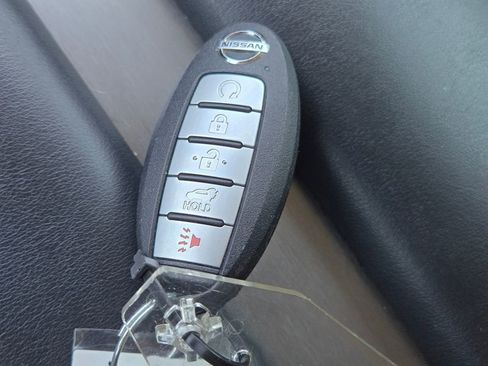 Used 2019 Nissan Murano SL w/ Cargo Package FWD image 32