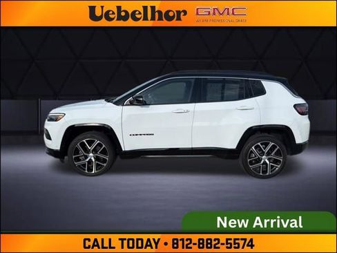 Used 2024 Jeep Compass Limited w/ Elite Group AWD/4WD image 16