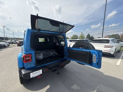 Used 2026 Jeep Wrangler Unlimited Rubicon AWD/4WD image 22