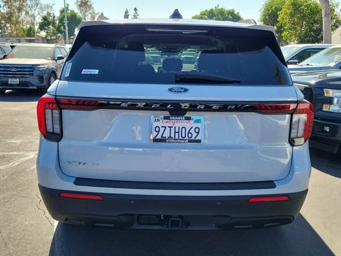 Used 2026 Ford Explorer Active RWD image 24