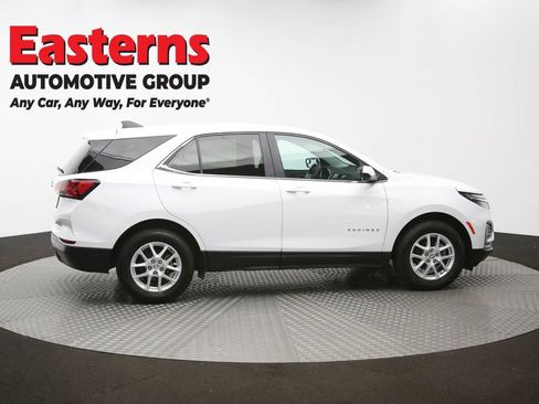 Used 2022 Chevrolet Equinox LT FWD image 43