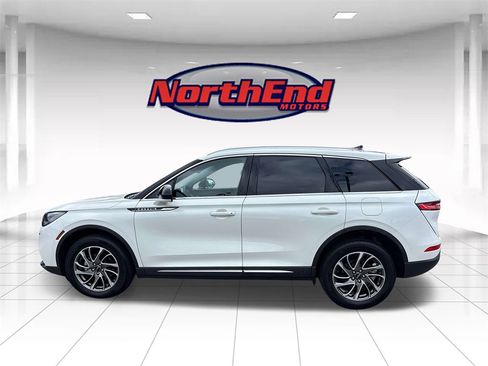 Used 2022 Lincoln Corsair AWD w/ Equipment Group 101A image 6