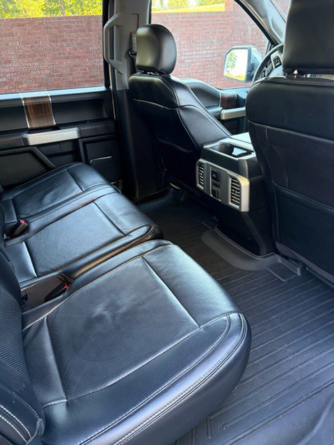 Used 2016 Ford F150 Lariat w/ Equipment Group 502A Luxury AWD/4WD image 5
