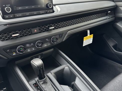 New 2025 Honda Accord SE image 23