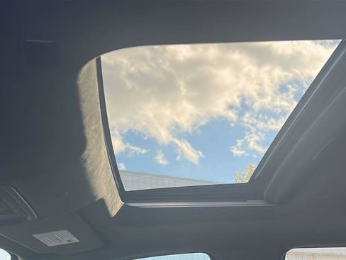 Certified 2024 GMC Sierra 1500 Denali Ultimate image 26