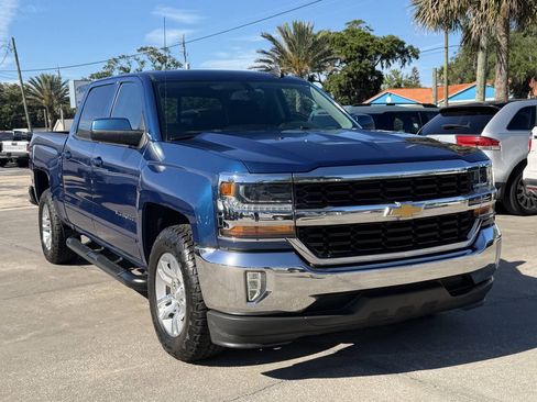 Used 2018 Chevrolet Silverado 1500 LT w/ All Star Edition RWD image 2